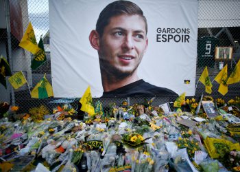 Uçak enkazından Sala’nın cesedi çıktı