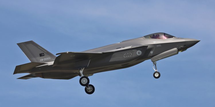 “ABD’li sanayi kuruluşları, Trump’ın Türkiye’ye F-35 teslimatını iptal etmesine izin vermeyecek”