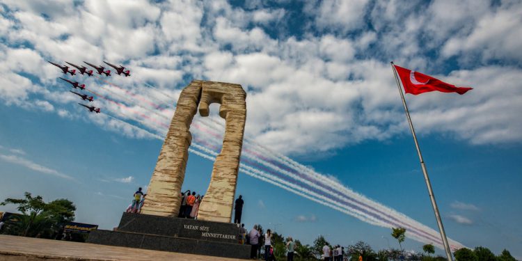 Fotoğrafın Yıldızları yarışmasının profesyonel klasman birincisi