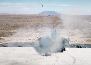 Türkiye’nin tank avcısı milli füzeyle vurdu