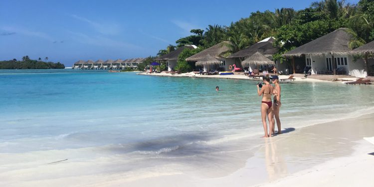 1200 adalı Maldivler’e neden gidiliyor?