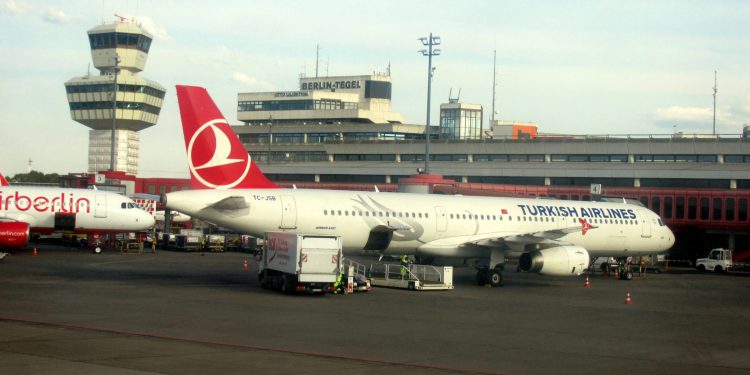 Berlin’den Adana ve Gaziantep’e direkt uçacak