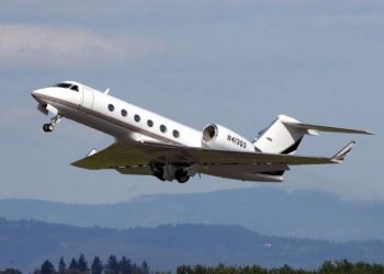 4 özel jetle 5 ay kaçak uçuş yaptılar