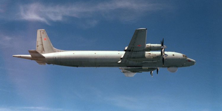 Rus uçağı Japon Denizi’nde keşif uçuşu yaptı