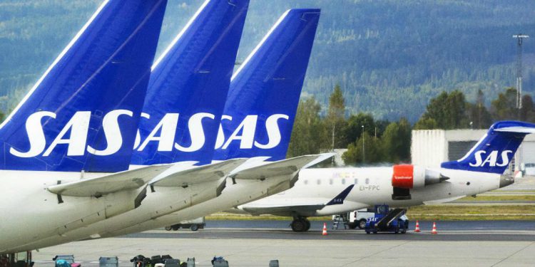 Grev nedeniyle 673 seferini iptal etti