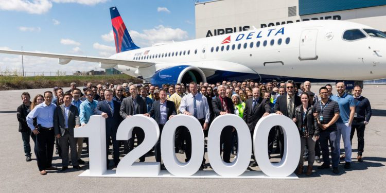 Airbus 12 bininci uçağını teslim etti