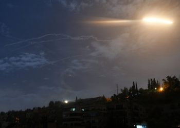 Suriye hava savunması, İsrail’in füze saldırısını püskürttü