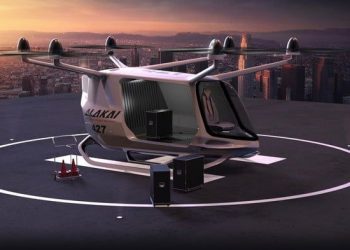 Hidrojen yakıtlı uçan otomobil tanıtıldı