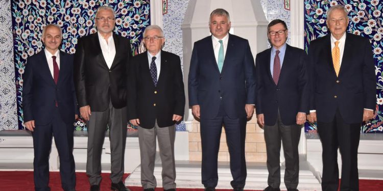 THY’nin genel müdürleri iftarda buluştu