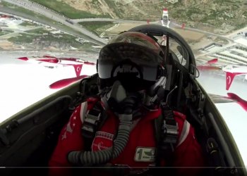 İşte Türk Yıldızları’nın rekor uçuşu