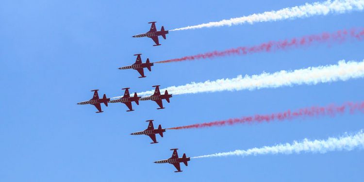 SOLOTÜRK ve Türk Yıldızları bugün 12.45’te Samsun’da