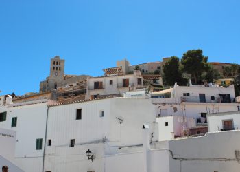 Özgürlükler adası İbiza’da nereler keşfedilmeli?