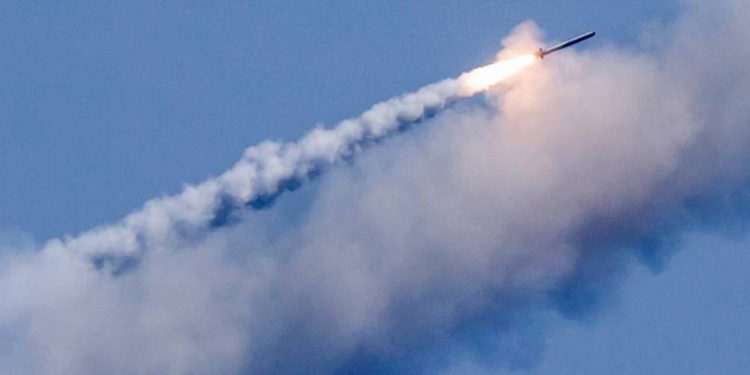 Rusya yeni hava savunma sistemini test etti