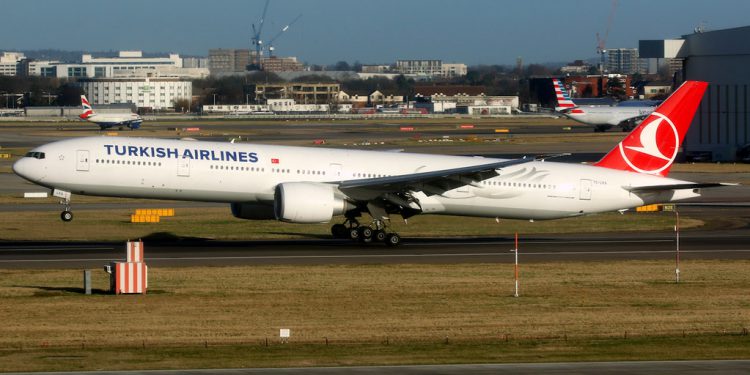 THY Londra-İstanbul uçuşlarında “Show” var!