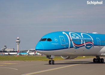 KLM’in 100’ncü yıla özel boyamalı 787-10’u