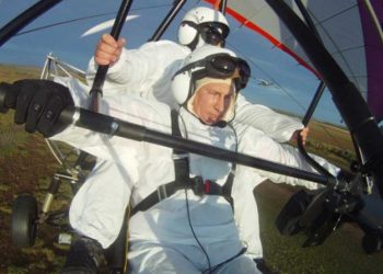 Putin’e uçmayı öğreten pilot öldü