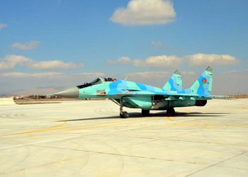 Azerbaycan’a ait MiG-29 uçağı Hazar Denizi’nde düştü, pilot kayıp