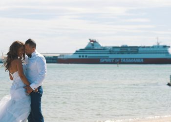 Yeni trend cruise gemisinde düğün