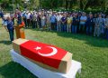 Ukraynalı pilot Türk bayrağı ile uğurlandı