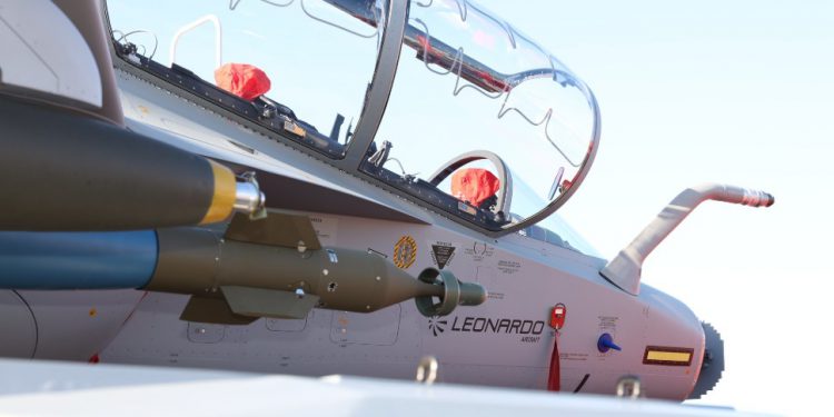 Leonardo’ya 6 adet M-346FA siparişi verildi