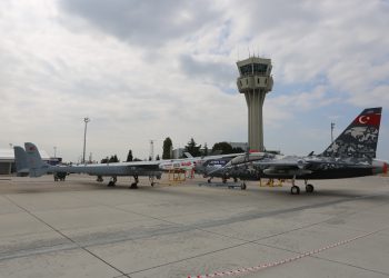 Milli Muharip Uçak Teknofest’teki yerini aldı