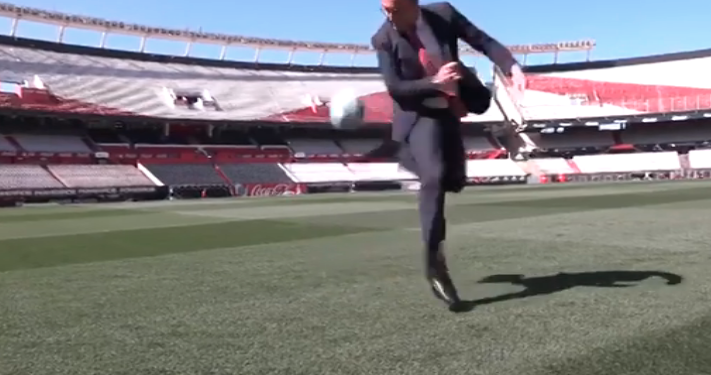 İlker Aycı topla şov yaptı