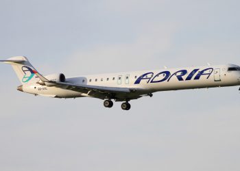 Adria Airways uçuşlarını askıya aldı