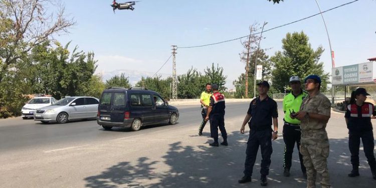 Helikopter ve drone ile trafik denetimi