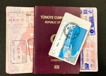 Yurt dışı çıkış harç pulu akıllı telefonlardan da alınabilecek