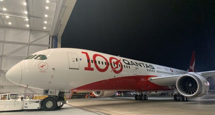 Qantas’tan 100’üncü yıla özel boyama