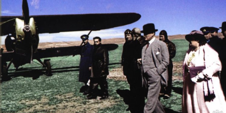 “Efendiler, yarın Cumhuriyet’i ilan edeceğiz!”