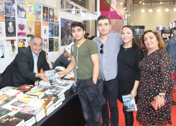 Oktay Erdağı Havada Oraj’ı imzaladı