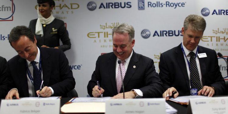 Emirates’ten 16 milyar dolarlık 50 A350-900 siparişi