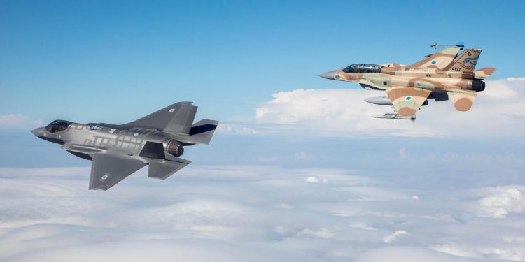 F-35 ile S-400 İsrail’de karşı karşıya geldi