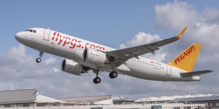 Pegasus, Medine ve Batum uçuşlarına başlıyor
