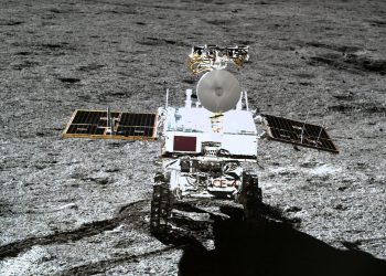 Ay’da en uzun süre çalışma rekorunu kırdı