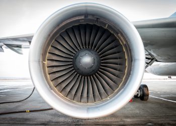 Uçak motoruna bozuk para atan Çinli tazminat ödeyecek