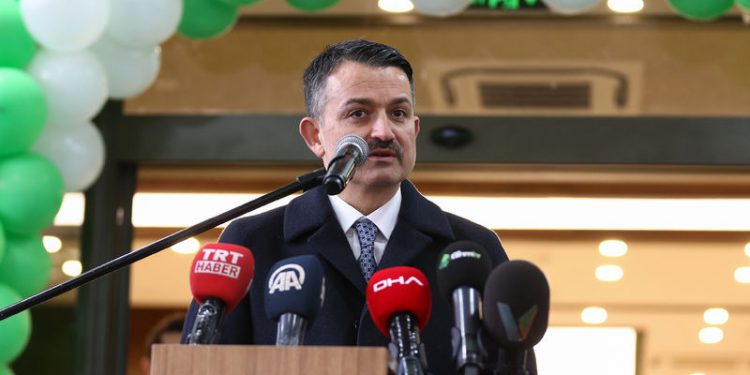 “Yeni yangın söndürme uçakları devrede olacak”