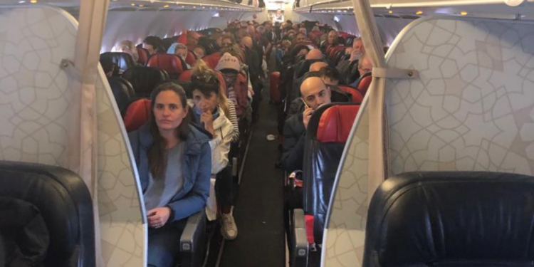 Hong Kong yolcuları THY’yi Moskova’da zora soktu