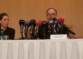 Pegasus CEO’su gözyaşlarını tutamadı