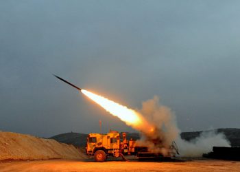 Roketatarlar Suriye sınırına konuşlandırıldı