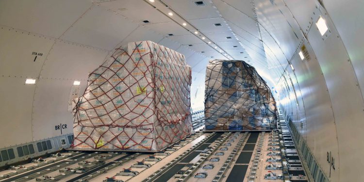 Turkish Cargo’dan Çin’e insani yardım seferi