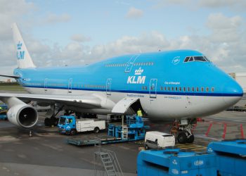 KLM’in 747’si son uçuşunu yapıyor