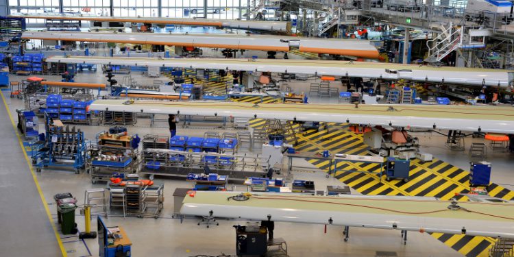 Airbus, kanat üretimini yavaşlattı