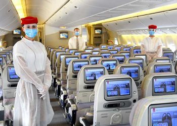 Uçakta sosyal mesafe olur mu?