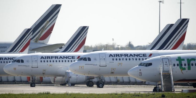 Air France’a “demiryolu” şartlı kredi