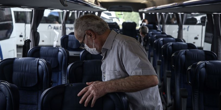 65 yaş ve üzerine seyahat izni