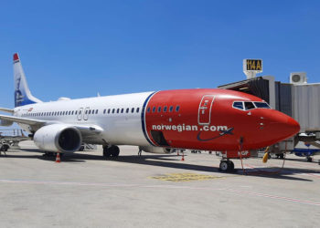 Antalya’ya bir günde 9 ülkeden 36 uçak geldi