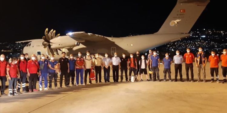Türkiye’den Lübnan’a tıbbi malzeme yardımı