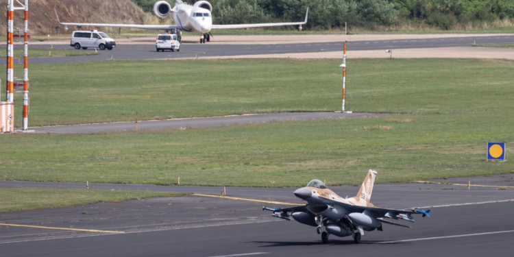 İsrail ile Almanya ortak hava tatbikatı yapacak!